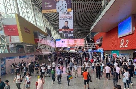 36場，88萬㎡，70萬人次