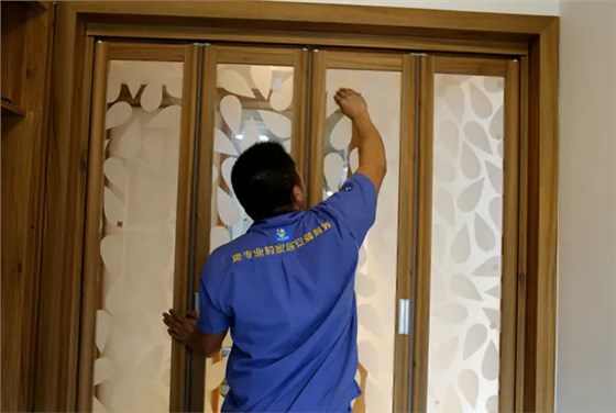 在左右手下單找?guī)煾凳召M(fèi)嗎？如何判斷師傅靠不靠譜?答案都在這里