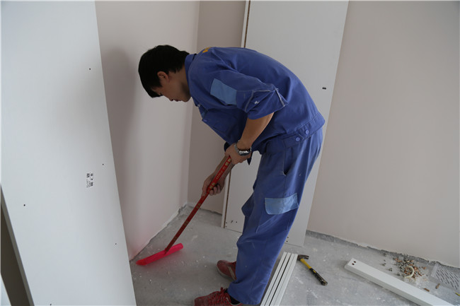 作為一名家具安裝工，該具備哪些基本素養(yǎng)？