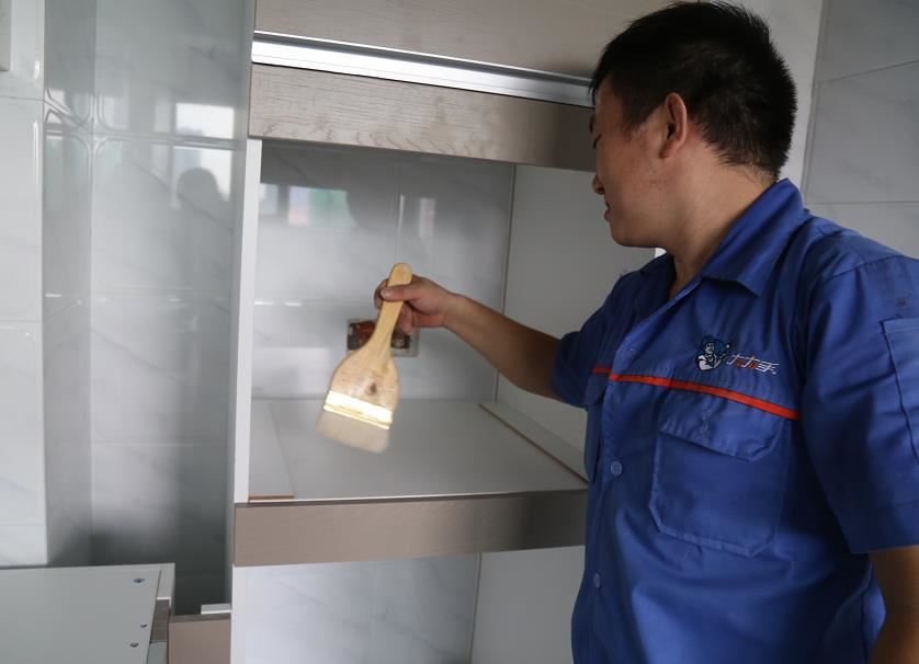 老鐵，這些定制家具的問題扎心了嗎？