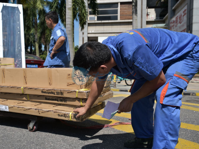 左右手專(zhuān)業(yè)家具運(yùn)輸(有)