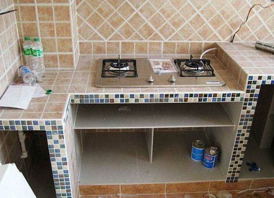 磚砌櫥柜的優(yōu)點(diǎn)和缺點(diǎn)是什么？磚砌櫥柜安裝注意事項(xiàng)是什么？