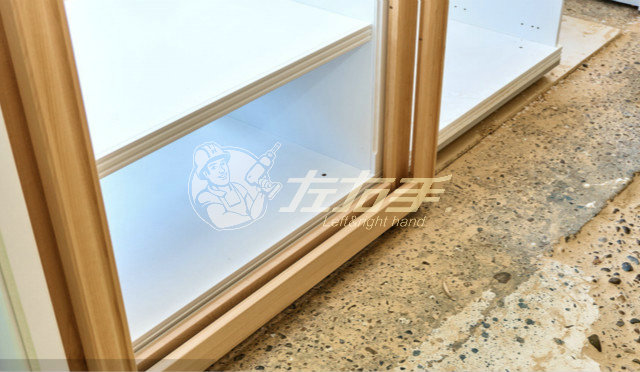 衣柜門滑輪有誰知道怎么安裝嗎？