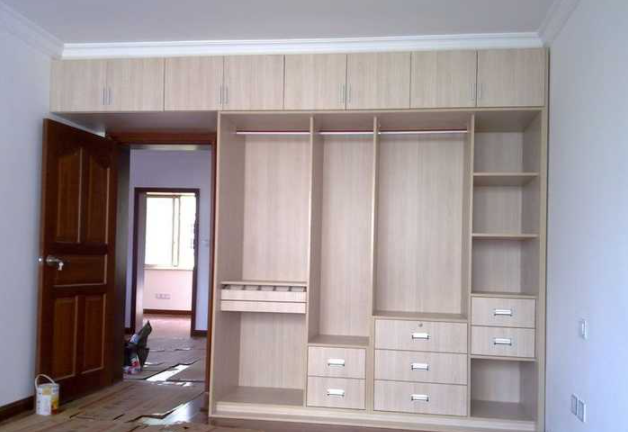 網(wǎng)上買家具注意事項(xiàng)，新房是買家具還是定制家具好呢？