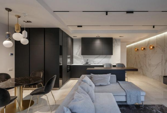 木工藝品雕刻：家具到底是選工廠定制，還是請木工現(xiàn)場打好？