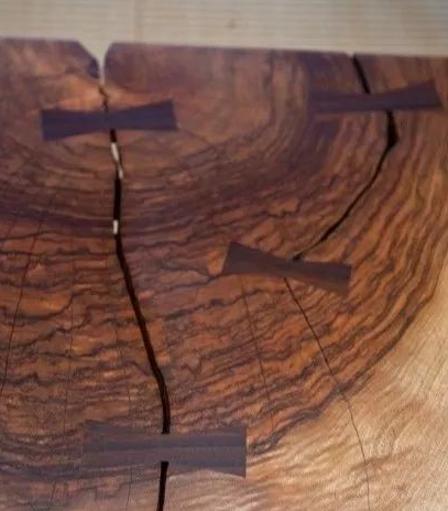 三層實(shí)木定制：實(shí)木家具為什么會開裂