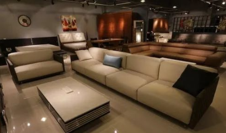 購買歐式沙發(fā)：芝華士沙發(fā)值得購買么？