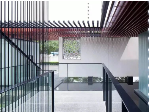 創(chuàng)意家具設(shè)計(jì)品牌：極簡家具設(shè)計(jì)，如何讓展廳成為壓單炮臺(tái)？