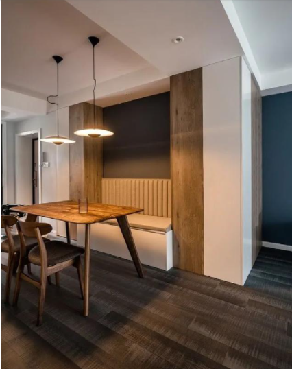 復(fù)式樓裝修案例：卡座+榻榻米+隱形儲(chǔ)藏室，收納無(wú)敵