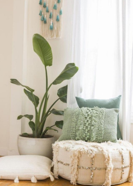 門窗隱藏式滑軌：窗簾，用羅馬桿好，還是用滑軌好呢？