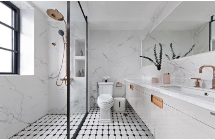 小衛(wèi)生間裝修圖：衛(wèi)生間淋浴房難選？擔(dān)心玻璃自爆？選購(gòu)攻略來(lái)了