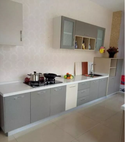 【定制櫥柜設(shè)計圖】如何挑選櫥柜門板？根據(jù)廚房的裝修風格選擇嗎？