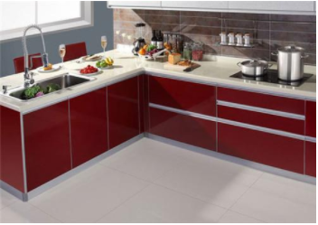 櫥柜門(mén)板臺(tái)面材料：櫥柜門(mén)常見(jiàn)材質(zhì)有哪些？哪種材質(zhì)的櫥柜門(mén)實(shí)用？