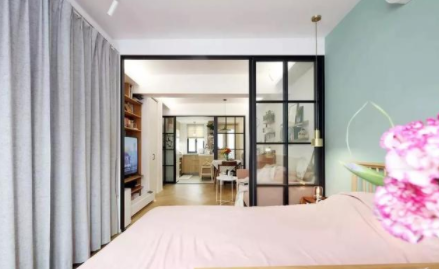 【客廳燈水晶燈】客廳吸頂燈安裝方法你知道嗎？安裝需要注意什么