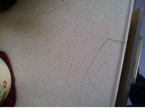 【紫石英石臺(tái)面】石英石臺(tái)面沒(méi)用幾年就裂了？