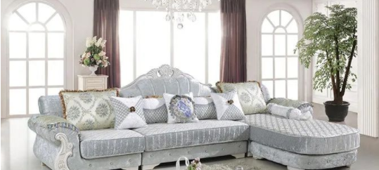 手工布藝加盟：布藝歐式家具之布藝歐式沙發(fā)特點(diǎn)介紹