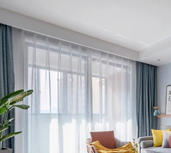 【窗簾的掛法】客廳陽臺打通了，窗簾掛在哪里好呢？