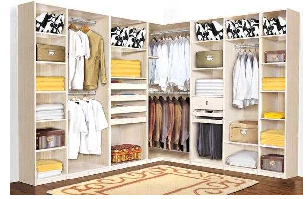 【定做衣柜設(shè)計(jì)】為什么轉(zhuǎn)角衣柜能夠最大化使用空間？