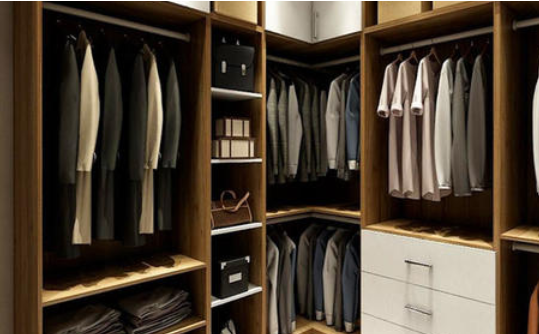 上海加盟哪個(gè)定制衣柜好，實(shí)木家具價(jià)格多少錢一平？