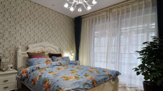 【布藝窗簾搭配】怎么窗簾選購(gòu)，主臥室窗簾什么顏色好？